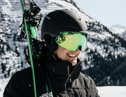 HOW DO I FIT MY HELMET?